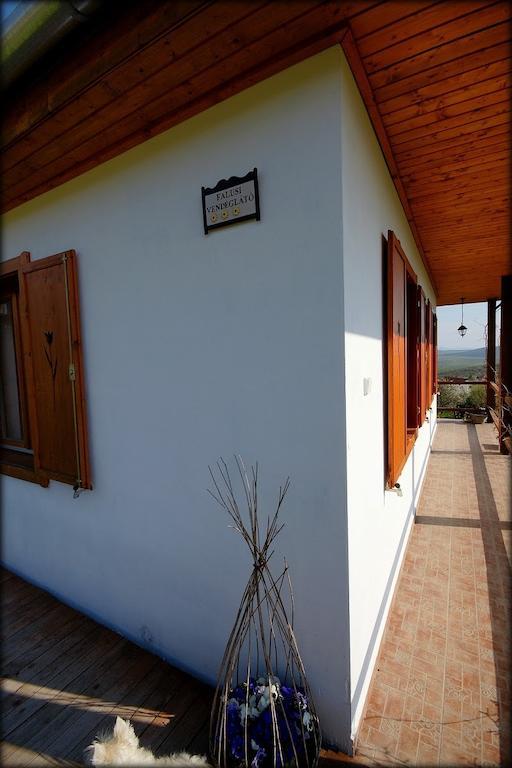 Kalaris Vendeghaz Apartment Holloko Luaran gambar
